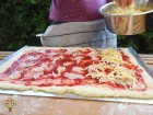 Recept na brusinkovou pizzu na grilu Weber