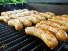 Vepřové klobásy na grilu Weber